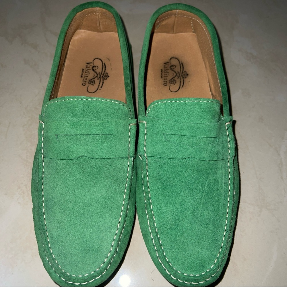 Valditaro green made in Italy mens suede loafers size 9 / 42